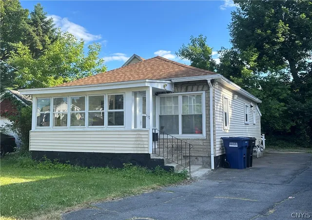 2nd image of 117 Hood Ave, Syracuse, NY 13208 | MLS# S1688475