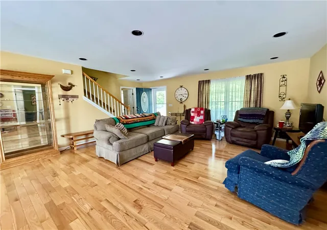 5th image of 170 County Hwy 47, Oneonta, NY 13820 | MLS# R1688706