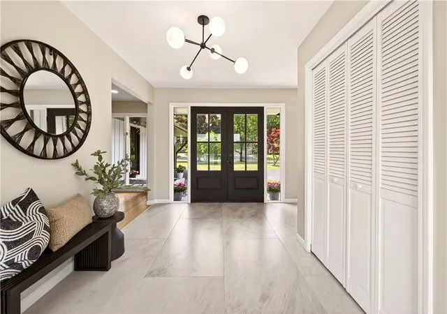 4th image of 18 Widewaters Ln, Pittsford, NY 14534 | MLS# R1688713