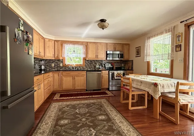 5th image of 1712 Como Park Blvd, Depew, NY 14043 | MLS# B1688884