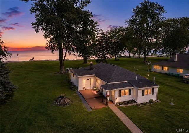 Homes for sale in Sullivan, NY | 9435 Lakeshore View Rd, Sullivan, NY 13037 | MLS# S1687872