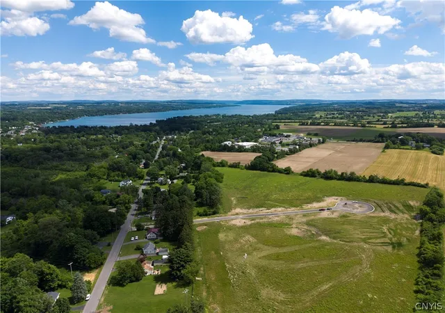 Homes for sale in Skaneateles, NY | 3 Village Meadow Lane St, Skaneateles, NY 13152 | MLS# S1688795