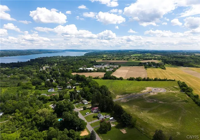 Homes for sale in Skaneateles, NY | 4 Village Meadow Lane St, Skaneateles, NY 13152 | MLS# S1688700