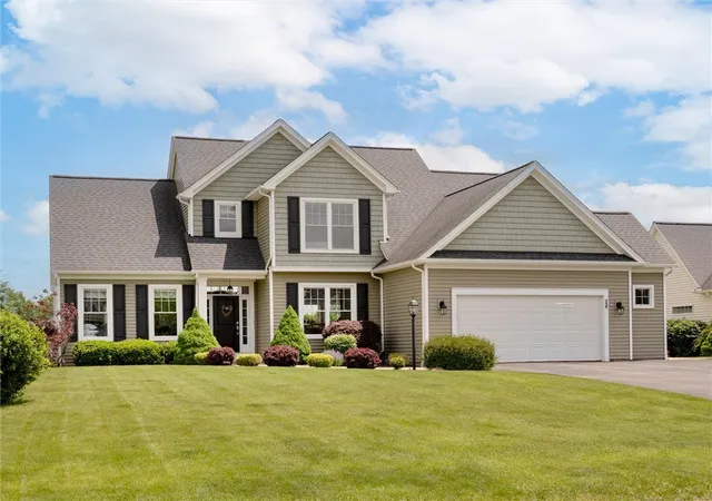 Homes for sale in Perinton, NY | 28 Copper Beech, Perinton, NY 14450 | MLS# R1688250