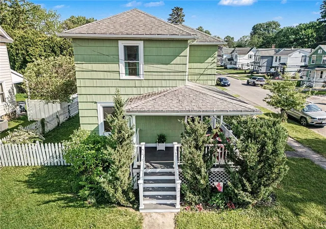Homes for sale in Auburn, NY | 146 Franklin St, Auburn, NY 13021 | MLS# R1686808