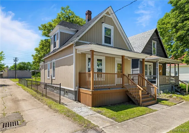 1st image of 2323 Mackenna Ave, Niagara Falls, NY 14303 | MLS# B1687070