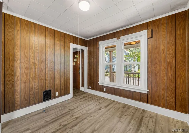 5th image of 2323 Mackenna Ave, Niagara Falls, NY 14303 | MLS# B1687070