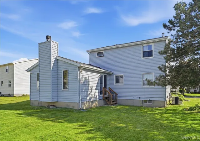 Homes for sale in Lancaster, NY | 14 Quail Hollow, Lancaster, NY 14086 | MLS# B1685556