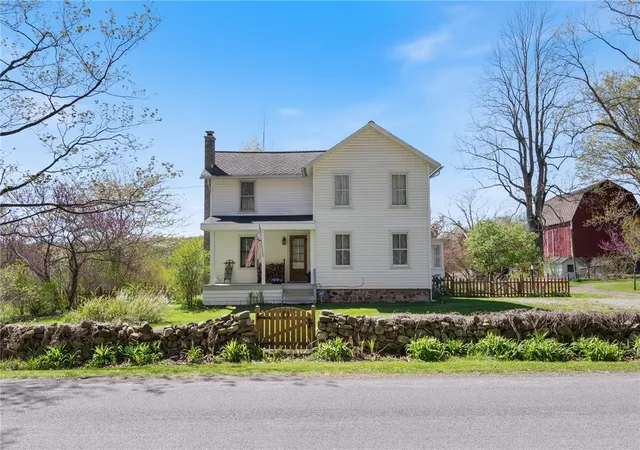 Homes for sale in Walworth, NY | 4427 Boynton Rd, Walworth, NY 14568 | MLS# R1669609