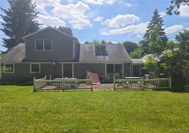 Homes for sale in Bath, NY | 14 Gratton Dr, Bath, NY 14810 | MLS# B1689015