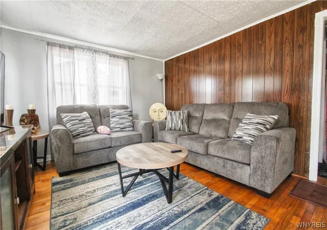 Photo 3 of Sale Pending at 227 Roland St, Buffalo, NY 14212 | MLS# B1688910 | Listing updated on 2026-06-18