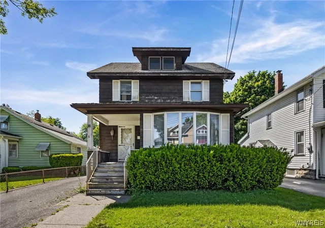 Homes for sale in Batavia City, NY | 29 N Lyon St, Batavia City, NY 14020 | MLS# B1688418