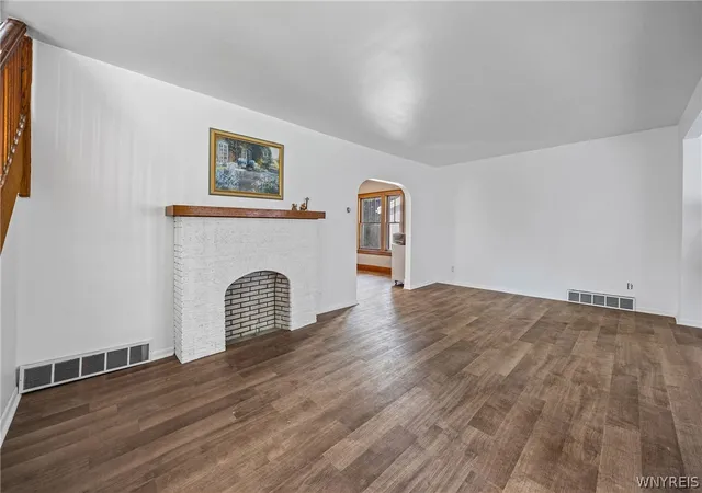Homes for sale in Batavia City, NY | 29 N Lyon St, Batavia City, NY 14020 | MLS# B1688418