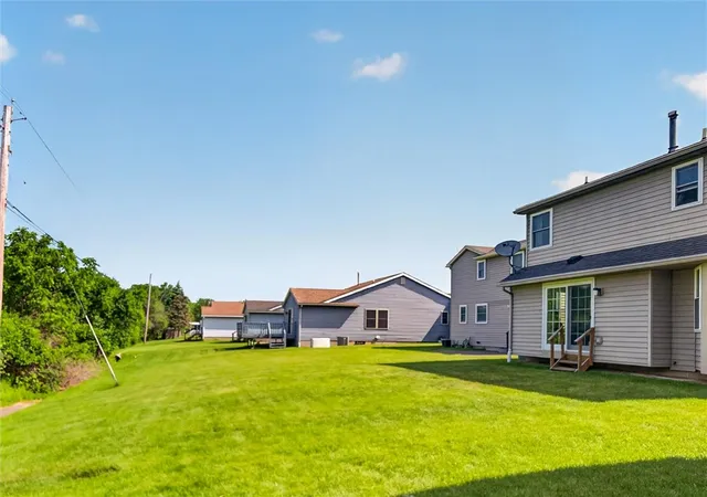 Homes for sale in Gates, NY | 85 Hickory Manor Dr, Gates, NY 14606 | MLS# R1688557