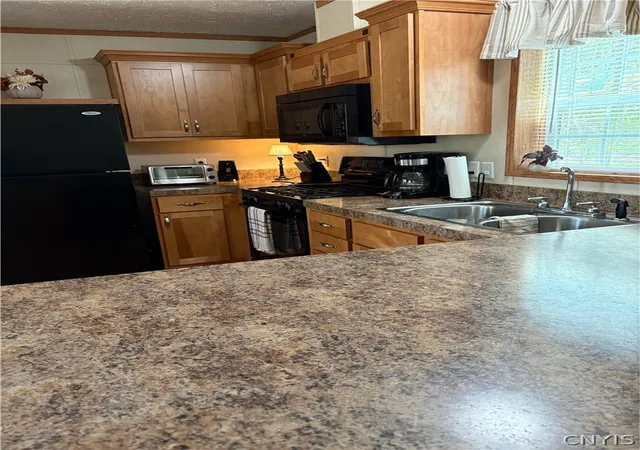 4th image of 11 Hill Rd, Piseco, NY 12139 | MLS# S1689046