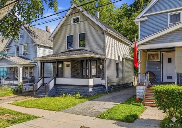 Photo 1 of Single family home for sale at 105 Sussex St, Buffalo, NY 14215 | MLS# B1689082 | Listing updated on 2026-06-14