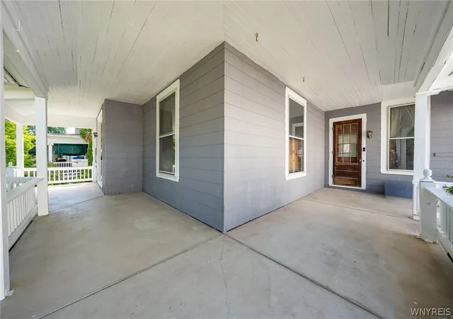 5th image of 102 Niagara St, Lockport City, NY 14094 | MLS# B1688488