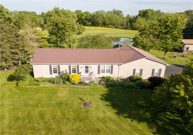 3rd image of 4395 Lakeville Groveland Rd, Geneseo, NY 14454 | MLS# R1688818