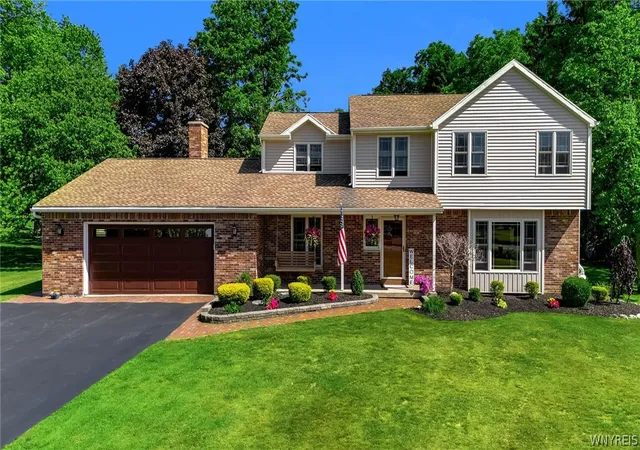 5th image of 11269 Sunrise Ln, Marilla, NY 14052 | MLS# B1689037