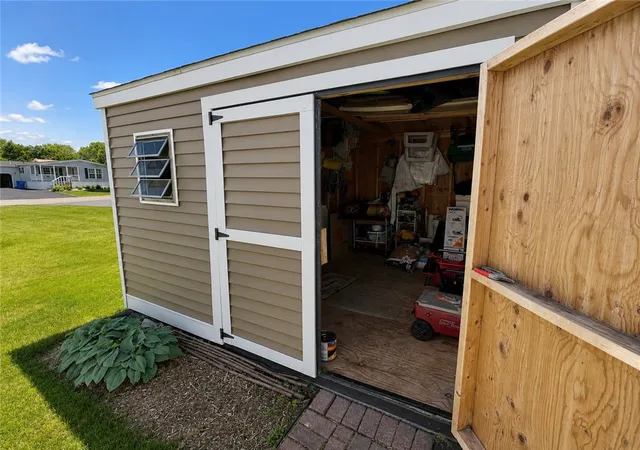 34th image of 935 Ramada Dr, Victor, NY 14564 | MLS# R1683689