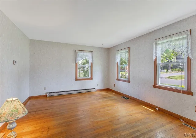 Homes for sale in Fulton, NY | 352 W 4Th St S, Fulton, NY 13069 | MLS# S1689014