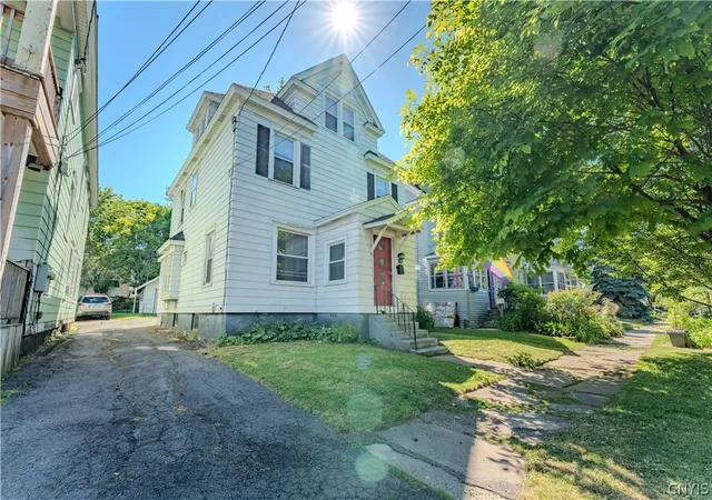 1st image of 113 Paul Ave, Syracuse, NY 13206 | MLS# S1687852