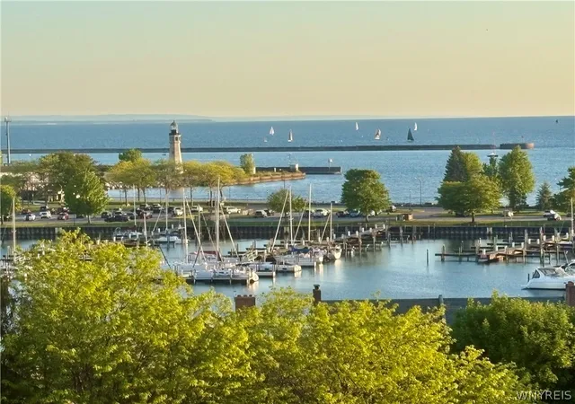 44th image of 132 Lakefront Blvd #603, Buffalo, NY 14202 | MLS# B1686760