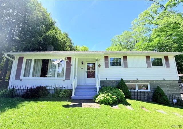 Homes for sale in Kirkland, NY | 4067 Bristol Rd, Kirkland, NY 13323 | MLS# S1689134