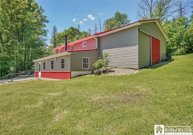 Photo 2 of Single family home for sale at 7770 Jackman Hl Rd, Ellicottville, NY 14731 | MLS# R1689146 | Listing updated on 2026-07-25