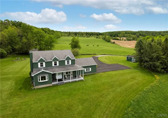 4th image of 119 Cobane Rd, Sauquoit, NY 13456 | MLS# S1688930