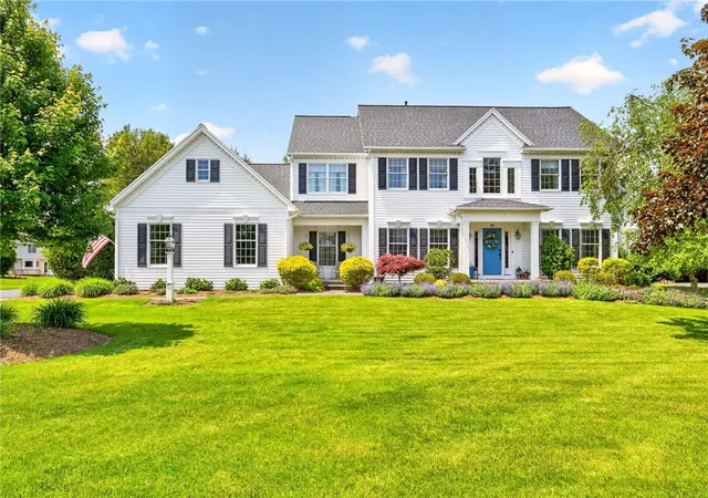 Homes for sale in Penfield, NY | 47 Scarborough Park, Penfield, NY 14625 | MLS# R1674798