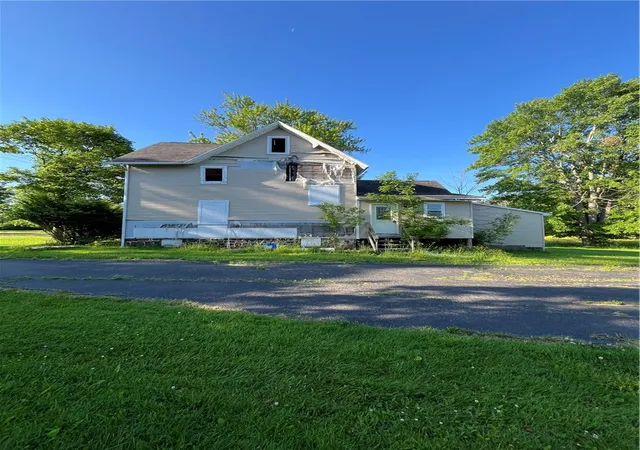 Homes for sale in Williamson, NY | 6705 E Townline Rd, Williamson, NY 14589 | MLS# R1688550