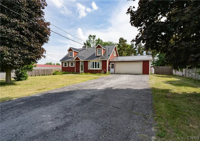 Homes for sale in Le Ray, NY | 26804 Holbrook Rd, Le Ray, NY 13637 | MLS# S1689216