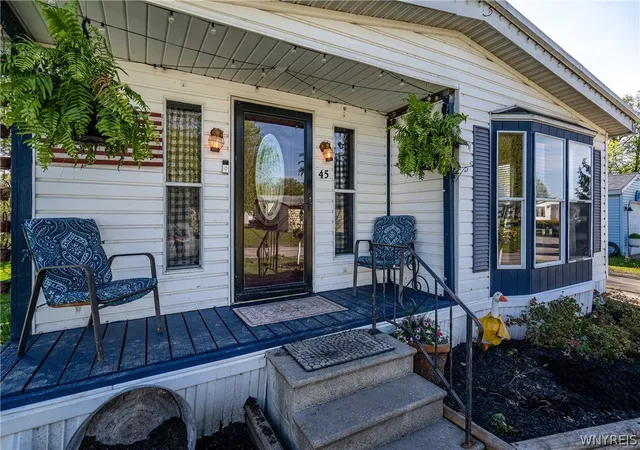 Photo 3 of Sale Pending at 45 Waterview Pkwy, Hamburg, NY 14075 | MLS# B1689218 | Listing updated on 2026-07-28