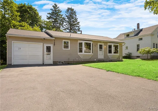 Homes for sale in Vernon, NY | 25 Van Epps St, Vernon, NY 13476 | MLS# S1688638