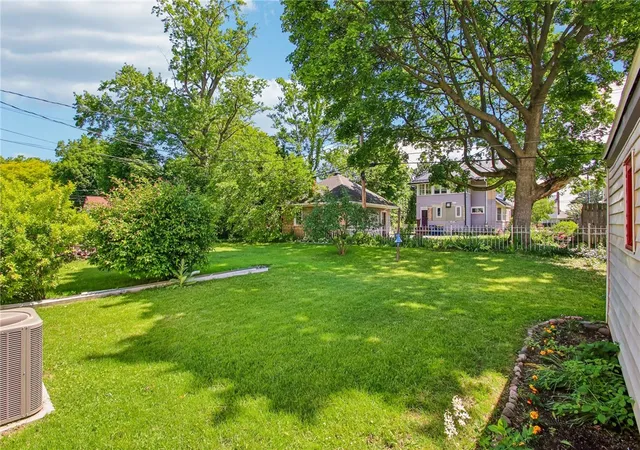 32nd image of 60 Walzer Rd, Irondequoit, NY 14622 | MLS# R1688151