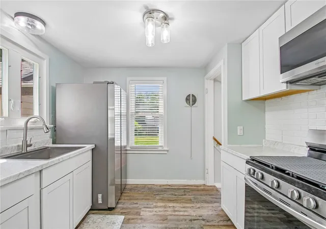 4th image of 60 Walzer Rd, Irondequoit, NY 14622 | MLS# R1688151