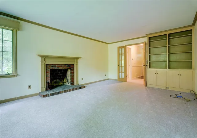 3rd image of 1743 Calkins Rd, Pittsford, NY 14534 | MLS# R1687911