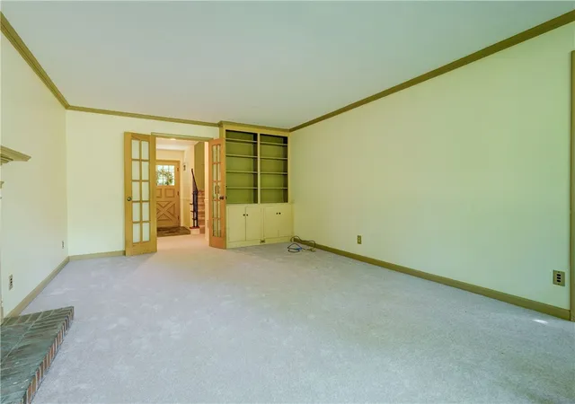 4th image of 1743 Calkins Rd, Pittsford, NY 14534 | MLS# R1687911
