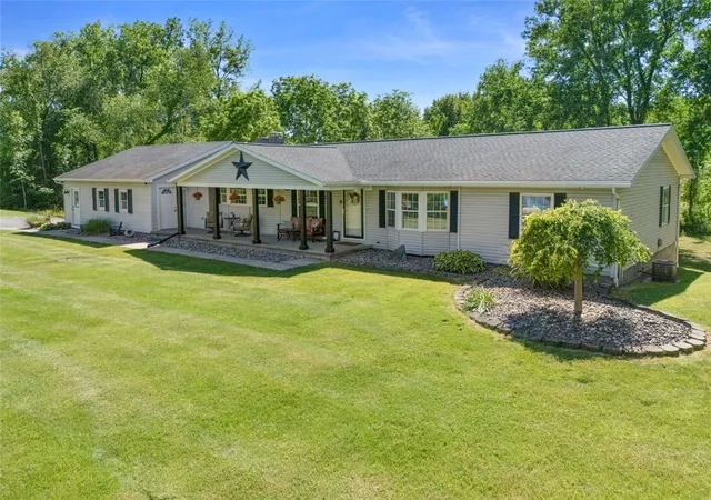 Homes for sale in Palmyra, NY | 2465 Route 21, Palmyra, NY 14522 | MLS# R1688273