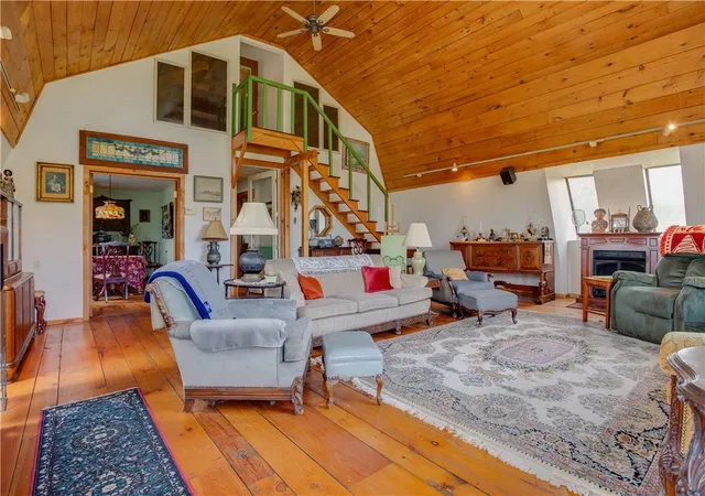 4th image of 278 Taylor Rd, Stamford, NY 12167 | MLS# R1688982