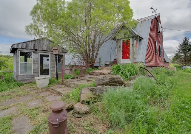 5th image of 278 Taylor Rd, Stamford, NY 12167 | MLS# R1688982