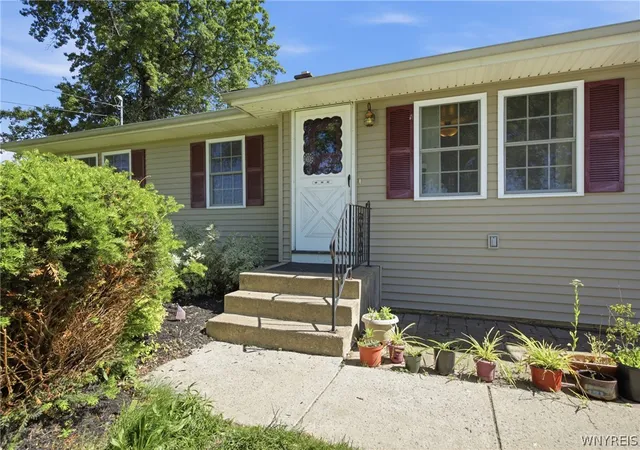 3rd image of 1635 Brant Rd, North Collins, NY 14111 | MLS# B1688525
