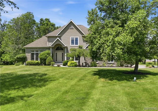 2nd image of 5730 Thompson Rd, Clarence Center, NY 14032 | MLS# B1688992