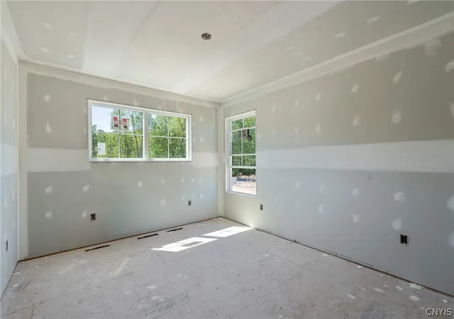 4th image of 140 Arabica Ln, Liverpool, NY 13090 | MLS# S1688775