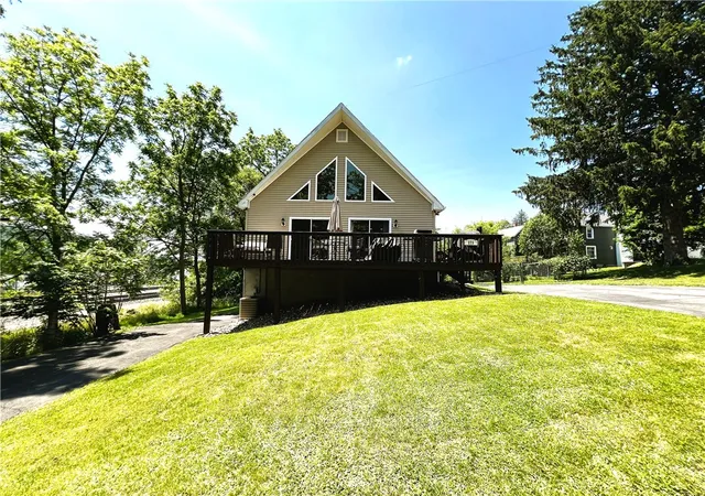1st image of 275 Bridge St Ext, Corning, NY 14830 | MLS# R1688481