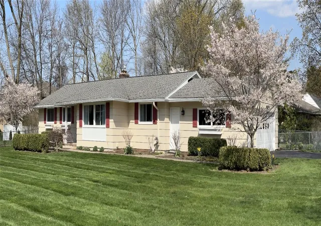 Homes for sale in Penfield, NY | 113 Timberline Dr, Penfield, NY 14526 | MLS# R1689326