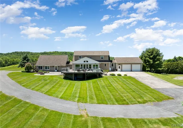 3rd image of 838 Beaver Creek Rd, Waterville, NY 13480 | MLS# S1689203