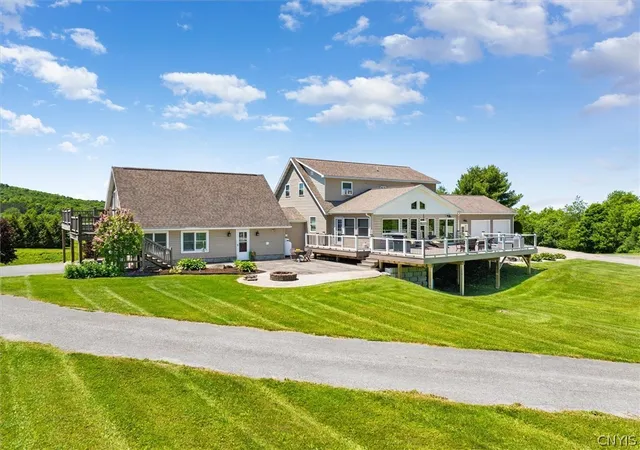 4th image of 838 Beaver Creek Rd, Waterville, NY 13480 | MLS# S1689203