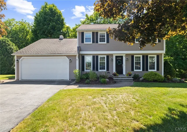 1st image of 4847 Glinden Ln, Syracuse, NY 13215 | MLS# S1688878